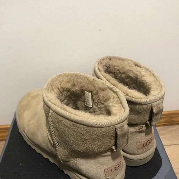 UGG 1016222 Classic Mini II Women's Chestnut Winter Ankle Boots Size 8 - Picture 8 of 14